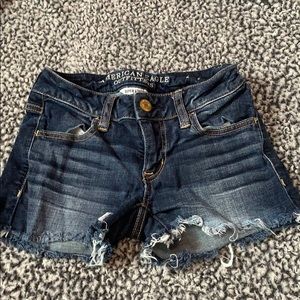 Women’s jean shorts.